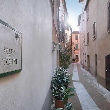 B&B Sotto Le Torri Albenga Dış mekan fotoğraf