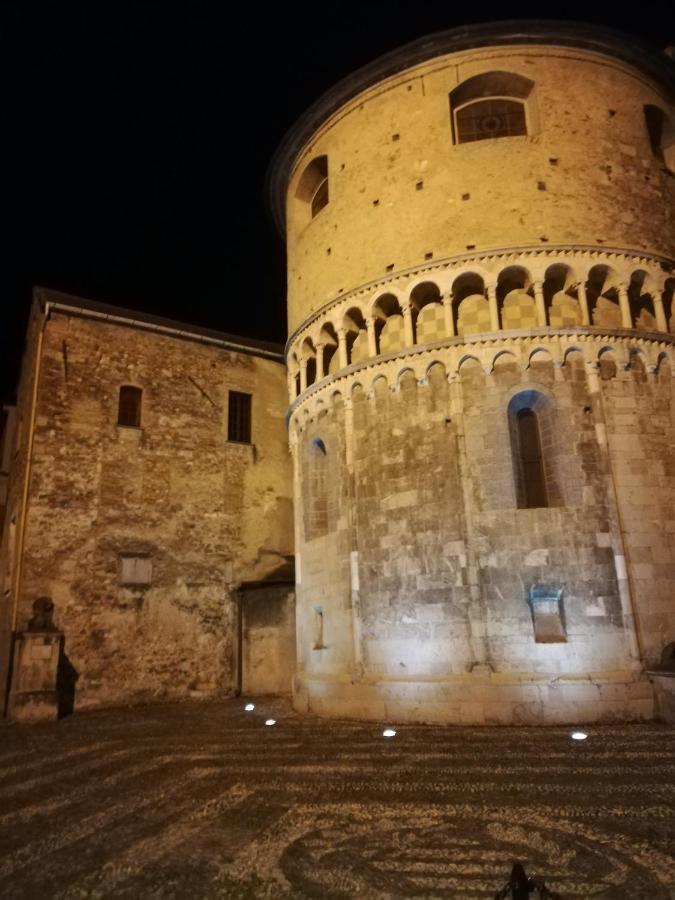 B&B Sotto Le Torri Albenga Dış mekan fotoğraf